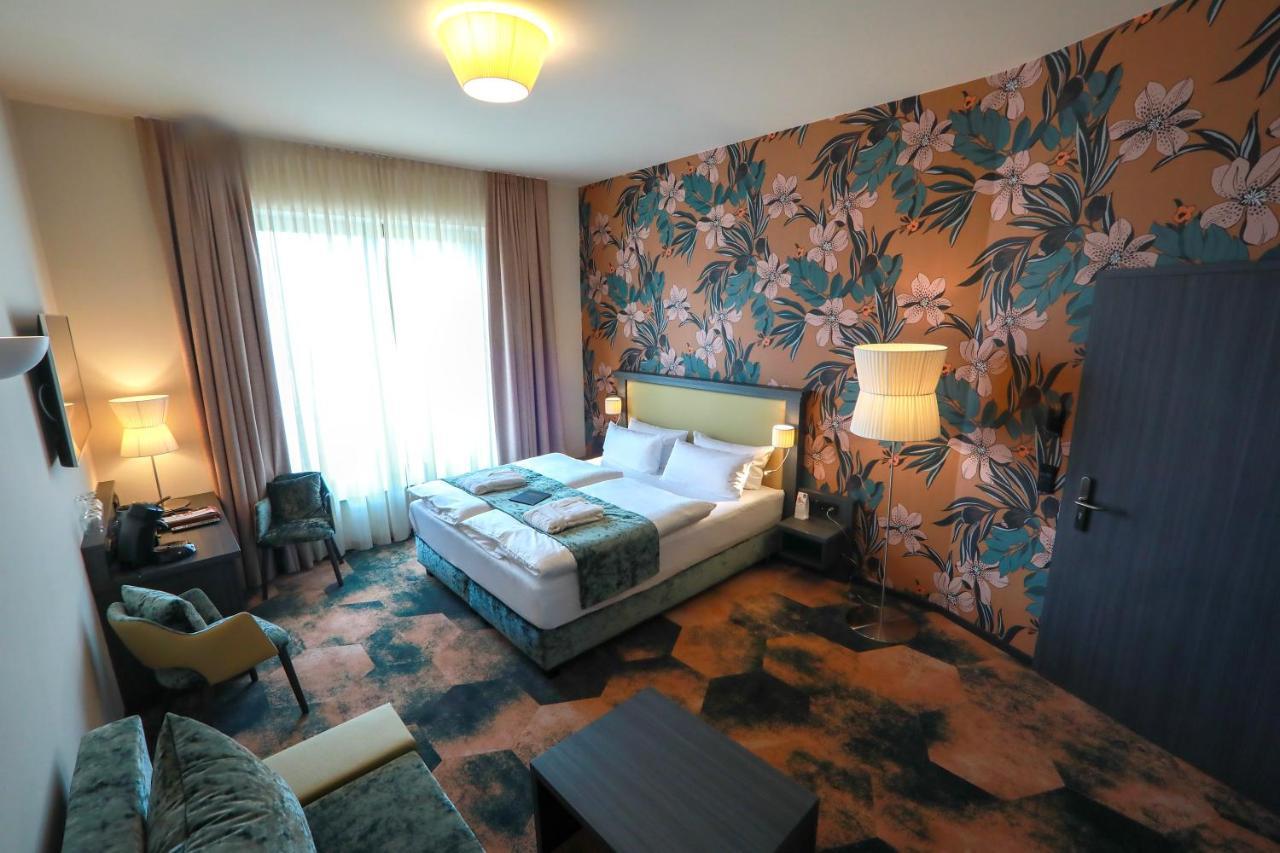 Spree. Hotel Am Hafen Lübbenau Zewnętrze zdjęcie